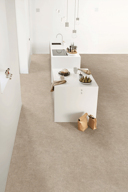 Roundwood 696L